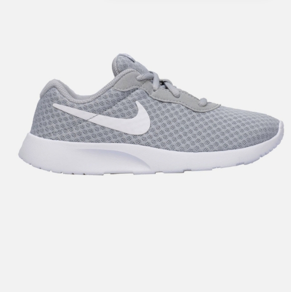 nike tanjun kids white